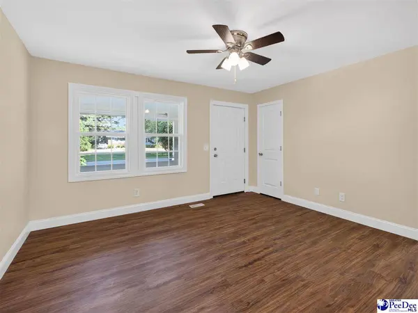 522 Winkys Drive, Lake City, SC 29560