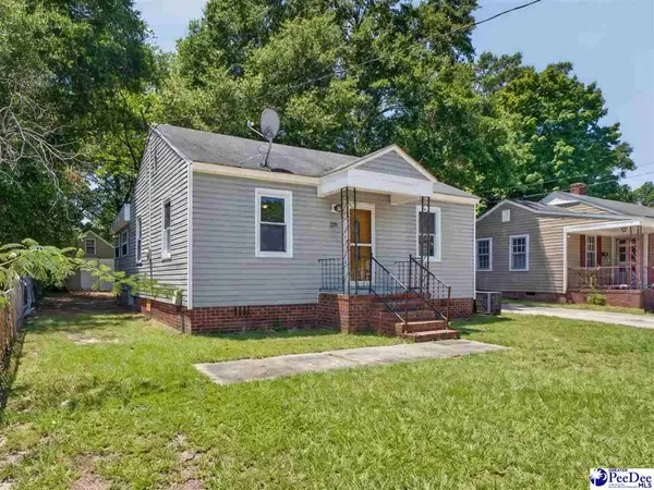 120 Vaughan St, Darlington, SC 29532
