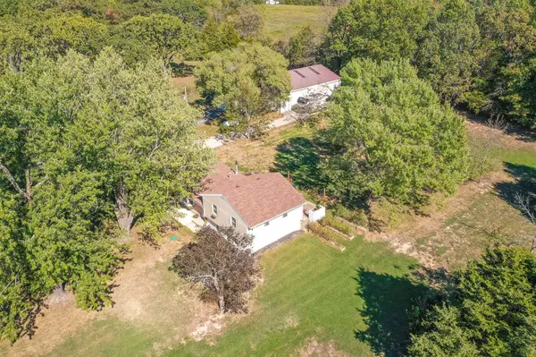 6431 E Ridgeline DR, Springfield, MO 65809