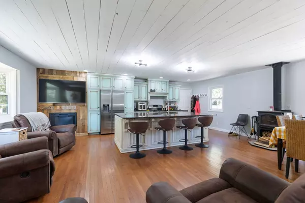 6431 E Ridgeline DR, Springfield, MO 65809