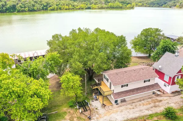 45 Lakeside DR, Cape Fair, MO 65624
