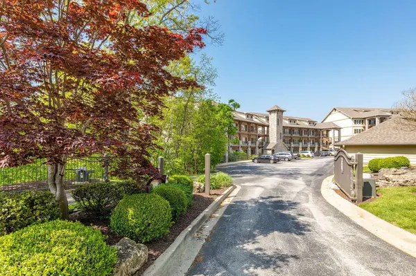 53 Royal Vista DR #Unit 206, Branson, MO 65616