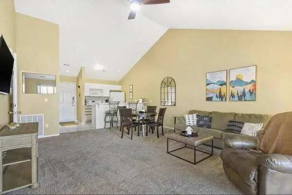 120 Spring Creek CT #Apt 36, Branson, MO 65616