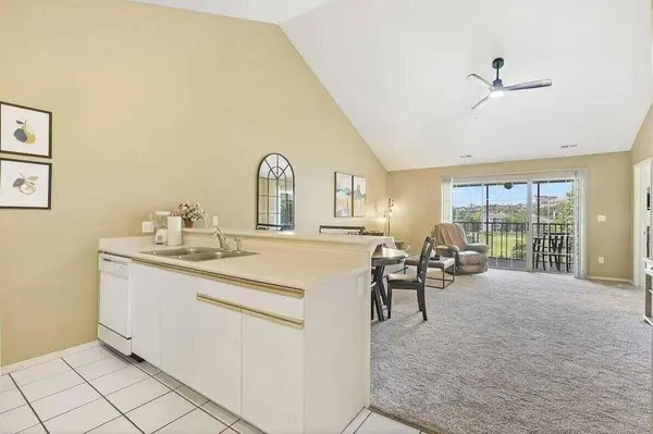 120 Spring Creek CT #Apt 36, Branson, MO 65616