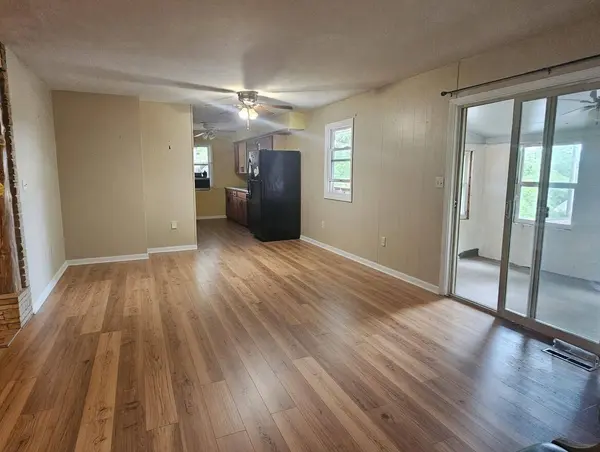 9 Pioneer PL, Kimberling City, MO 65686
