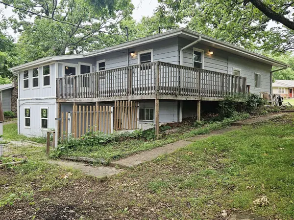 9 Pioneer PL, Kimberling City, MO 65686