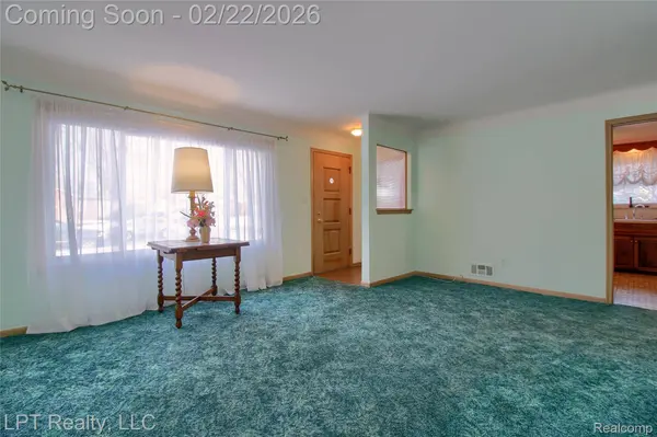 32473 Sheridan ST, Garden City, MI 48135