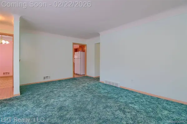 32473 Sheridan ST, Garden City, MI 48135