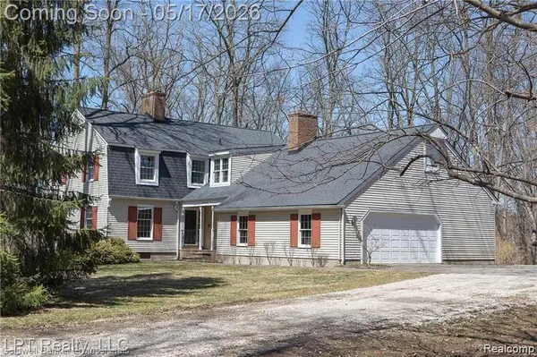 47300 Maplebrook, Northville Township, MI 48168