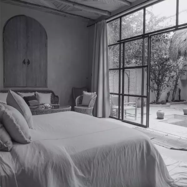 PRIMARY SUITE: WHERE COMFORT MEETS SOPHISTICATION