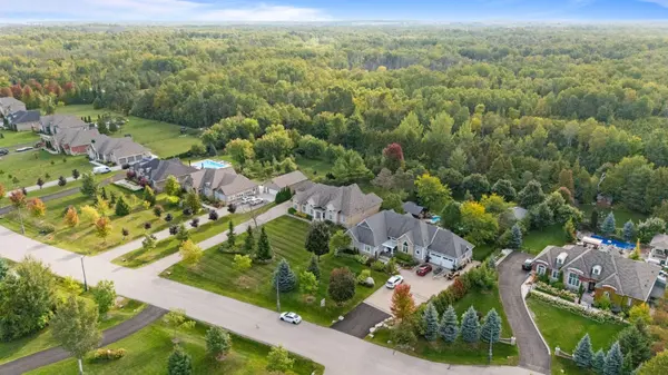 5 Wolford CT, Georgina, ON L4P 0B1