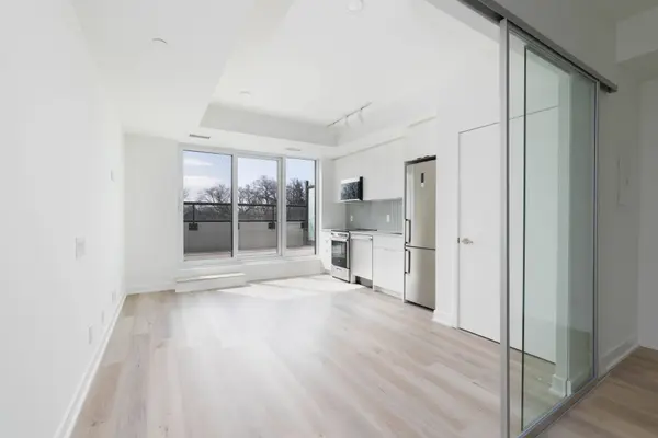 1660 Bloor ST W #506, Toronto W01, ON M6P 1A8