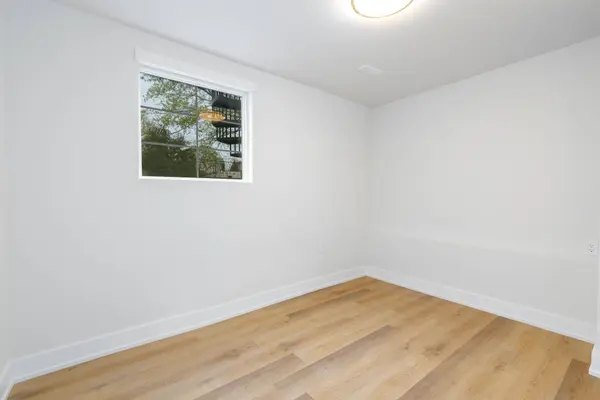 627 Crawford ST #C, Toronto C01, ON M6G 3K1
