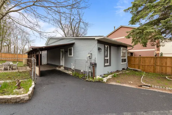 55H Chaucer CRES, Barrie, ON L4N 4T8