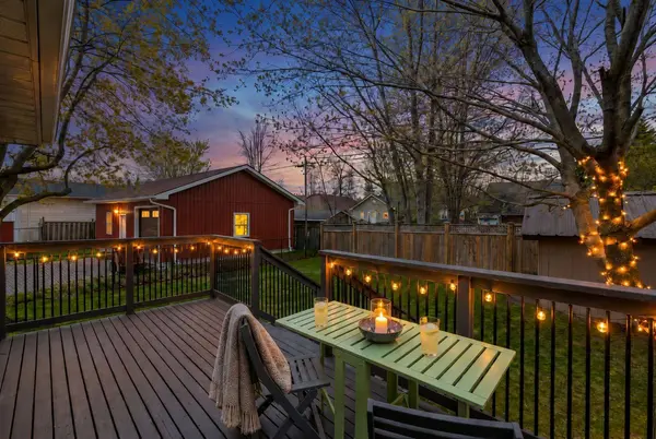 818 Poplar AVE, Georgina, ON L4P 3E9