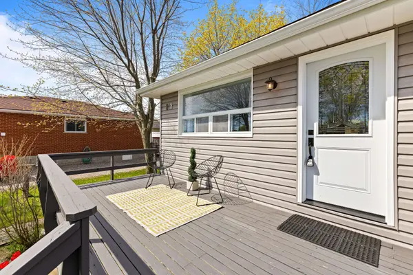 818 Poplar AVE, Georgina, ON L4P 3E9