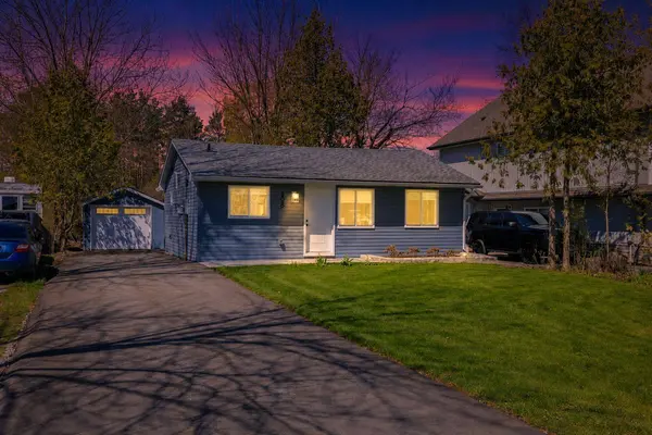 808 Montsell AVE, Georgina, ON L0E 1S0