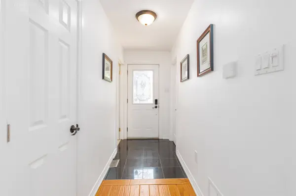 34 Staglir DR, Tiny, ON L9M 0H2