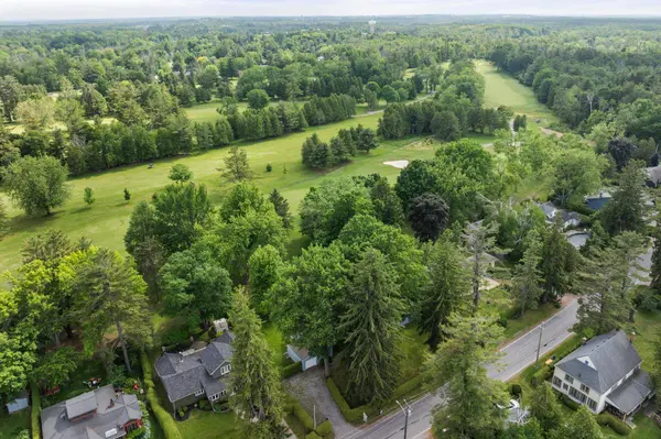 101 Hedge RD, Georgina, ON L0E 1L0