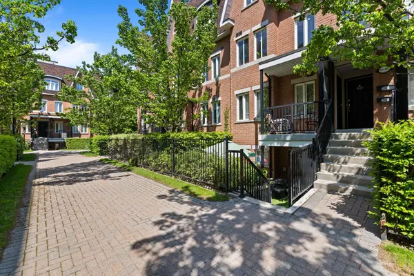 312 John ST #362, Markham, ON L3T 0A7