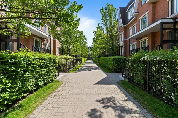 312 John ST #362, Markham, ON L3T 0A7