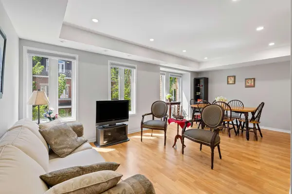 312 John ST #362, Markham, ON L3T 0A7