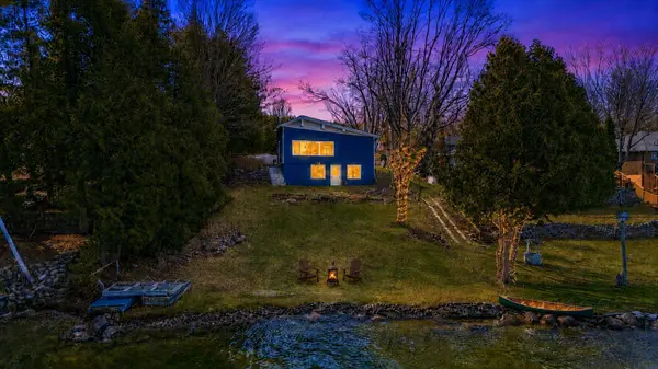 47 Moon Point DR, Oro-medonte, ON L3V 0R8