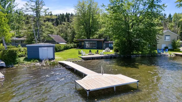 23 Doyle Beach LN, Georgina, ON L0E 1R0
