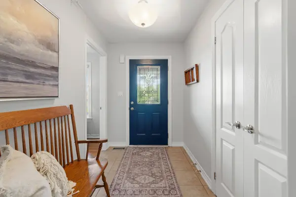 40 Gee CRES, Kawartha Lakes, ON K9V 0G9