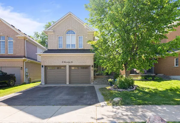 8 Burnaby DR, Georgina, ON L4P 3Z1