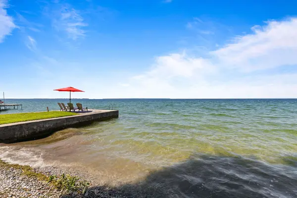 25300 Maple Beach RD, Brock, ON L0K 1A0