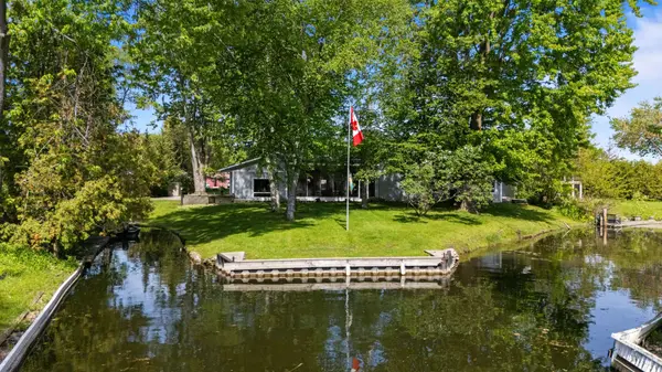 204 The Queensway N/A S, Georgina, ON L4P 2A6