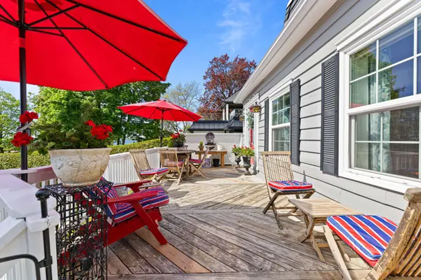 145 Lake Drive North DR, Georgina, ON L4P 3C8