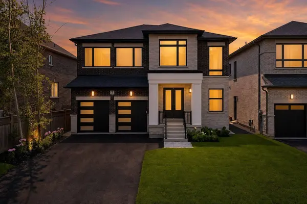 7 Richmond Park DR