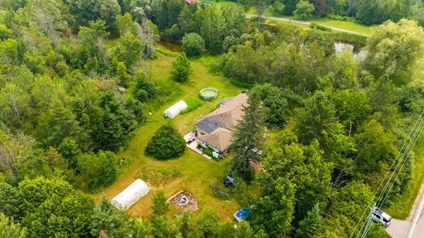 23983 Weirs Side Road, Georgina, ON L0E 1N0