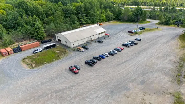 492 Old Ferguson RD, Huntsville, ON P1H 2J2