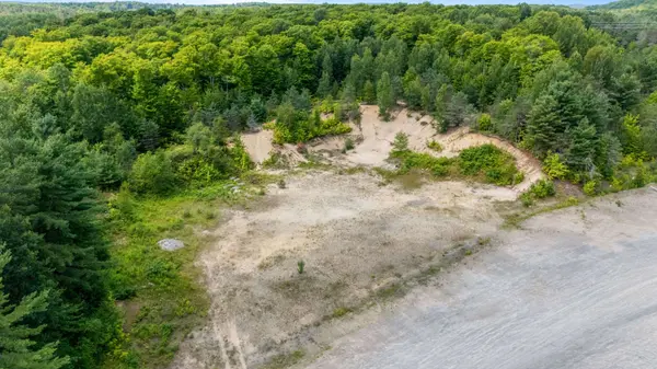 494 Old Ferguson RD, Huntsville, ON P1H 2J2