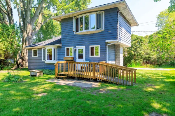 247 Hedge RD, Georgina, ON L0E 1R0