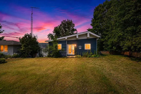 47 Moon Point DR, Oro-medonte, ON L3V 0R8