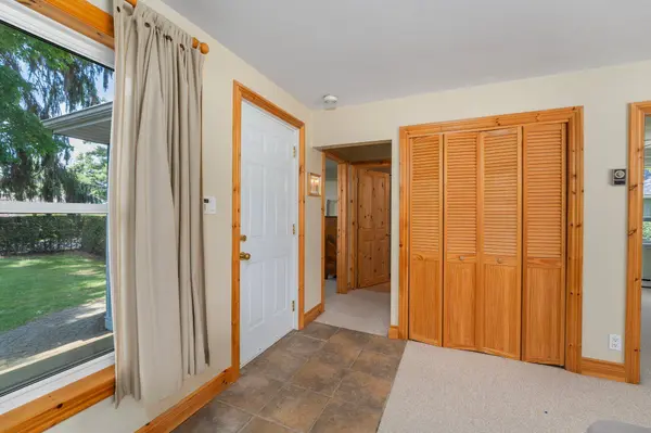 101 Hedge RD, Georgina, ON L0E 1L0