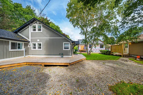 549 Lake DR E, Georgina, ON L0E 1S0