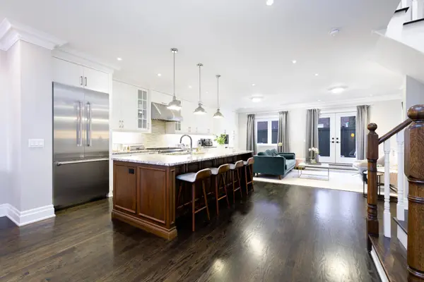 73B Rumsey RD, Toronto C11, ON M4G 0C4