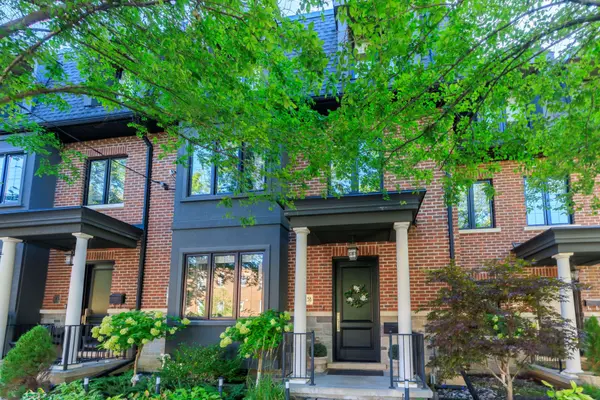 73B Rumsey RD, Toronto C11, ON M4G 0C4