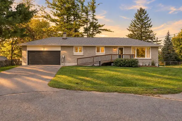 40 Rosemary LN
