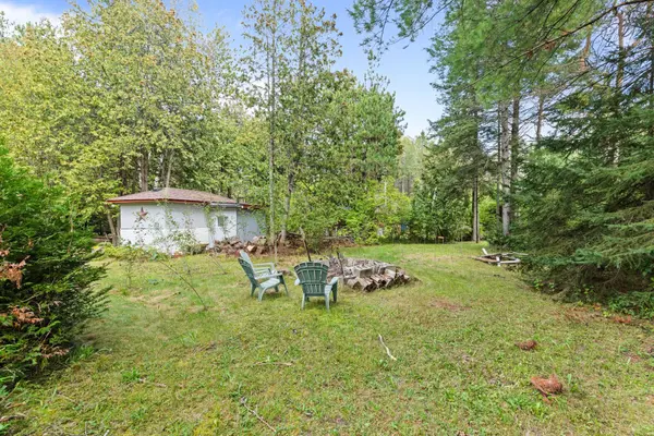 36 Nurme AVE, Georgina, ON L0E 1N0