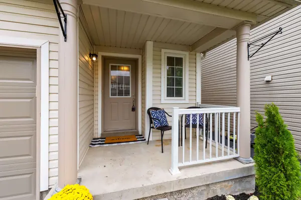 31 Laurendale AVE, Georgina, ON L4P 4A8