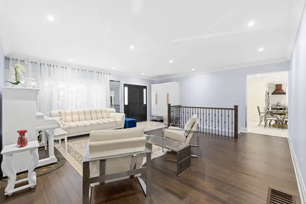 177 Hedge RD, Georgina, ON L0E 1R0