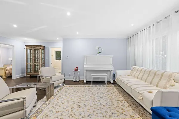 177 Hedge RD, Georgina, ON L0E 1R0