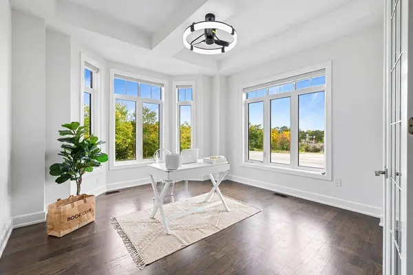 90 Keatley DR, Vaughan, ON L6A 4Y3