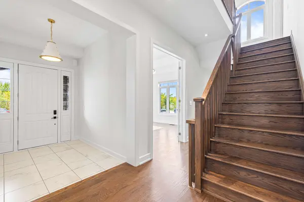 90 Keatley DR, Vaughan, ON L6A 4Y3